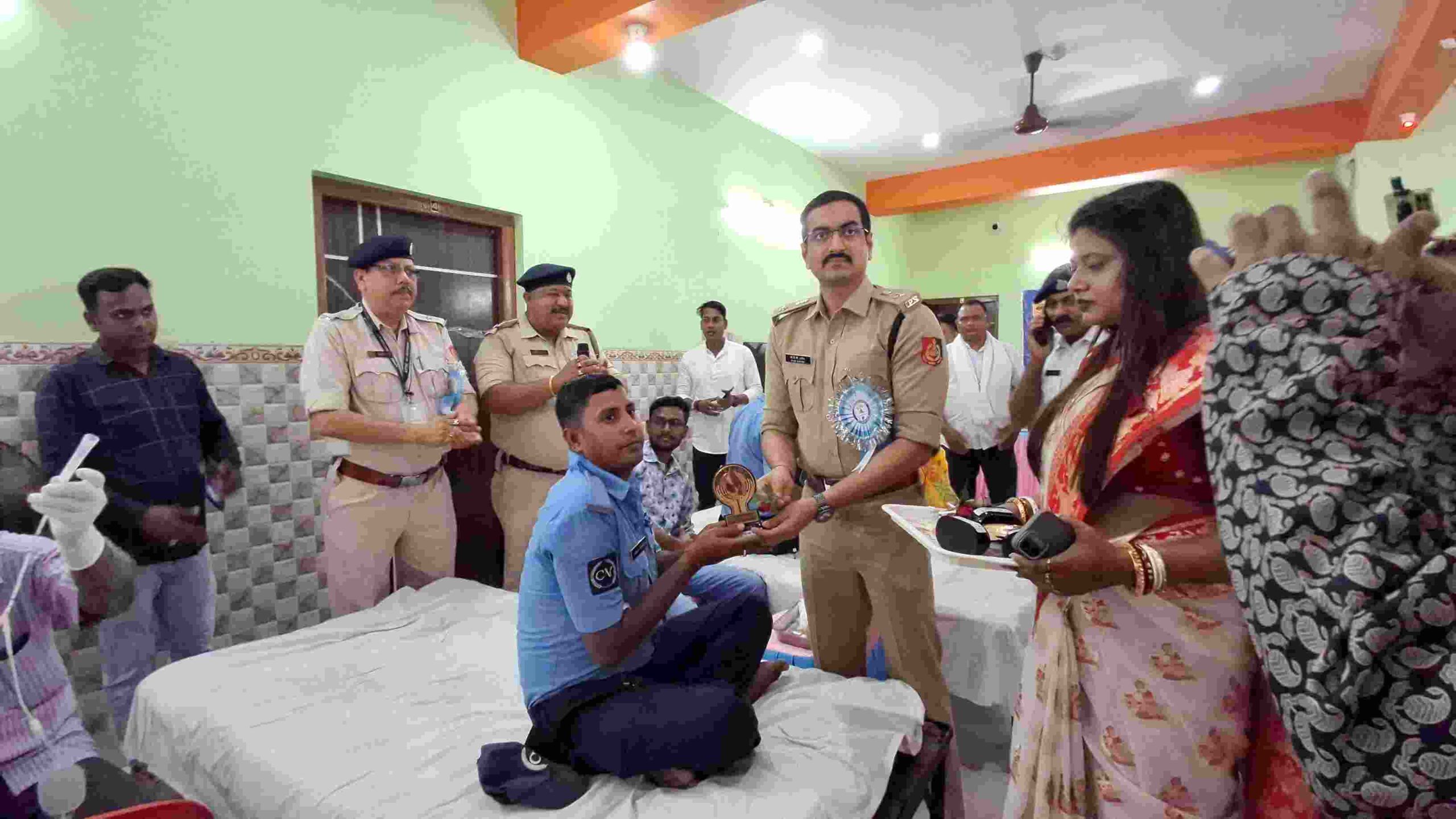 অন্ডাল ট্রাফিক গার্ড এর উদ্যোগে রক্তদান শিবির