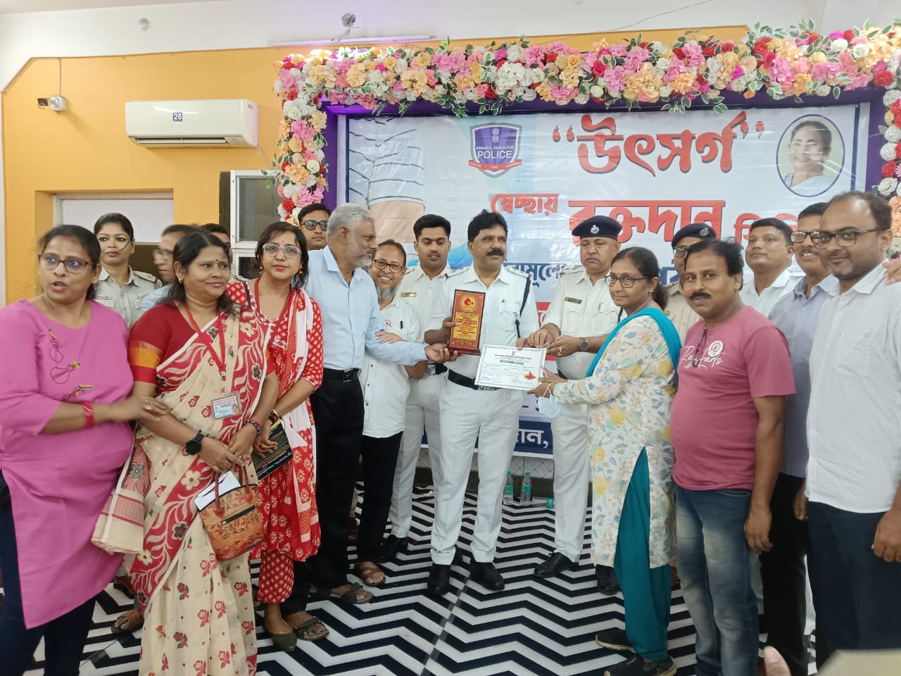 কোক ওভেন থানায় রক্তদান শিবির ও কৃতি ছাত্রছাত্রীদের সংবর্ধনা