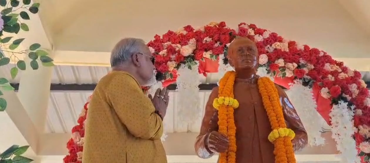 আন্তর্জাতিক শ্রমিক আন্দোলনের দিকপালকে দলমত নির্বিশেষে শতবর্ষে স্মরণ