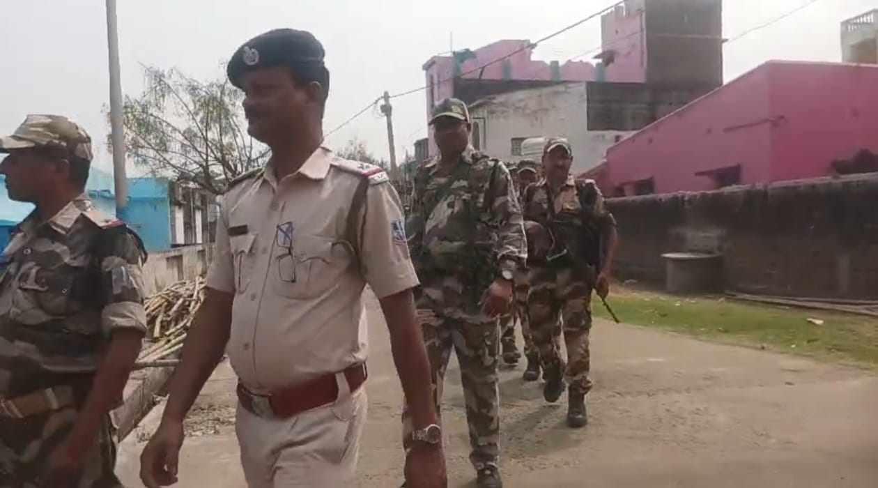 বিধানসভা ভোটের আগে দুর্গাপুরে কেন্দ্রীয় বাহিনীর রুট মার্চ, নিরাপত্তায় জোর