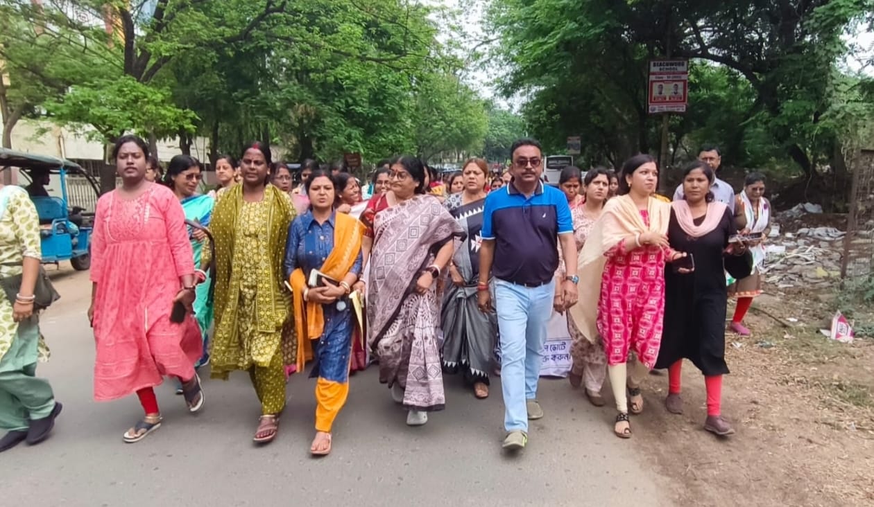 আসন্ন বিধানসভা নির্বাচনকে সামনে রেখে জোরকদমে প্রচার চালাচ্ছেন দুর্গাপুর পশ্চিমের তৃণমূল প্রার্থী কবি দত্ত