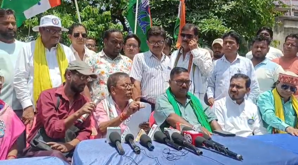 রানীগঞ্জ-পাণ্ডবেশ্বরে ‘কাজের রাজনীতি’ , তৃণমূলের উন্নয়নের ইশতেহারে স্বাস্থ্য থেকে শিক্ষা, নজরে সব
