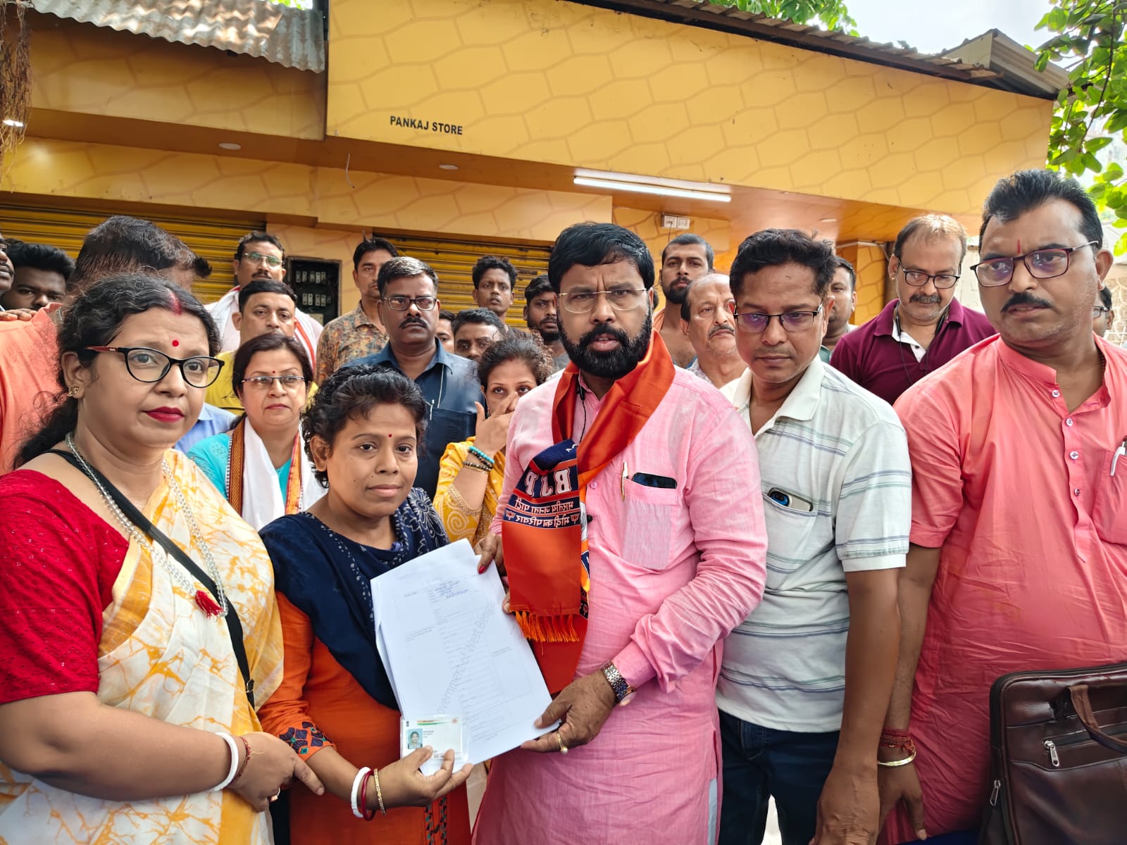 দুর্গাপুরে শুরু হলো ‘অন্নপূর্ণা যোজনা’র ফর্ম ফিলাপ, ৯০ দিনের এই প্রকল্পে শামিল হবেন সব শ্রেণির মানুষ
