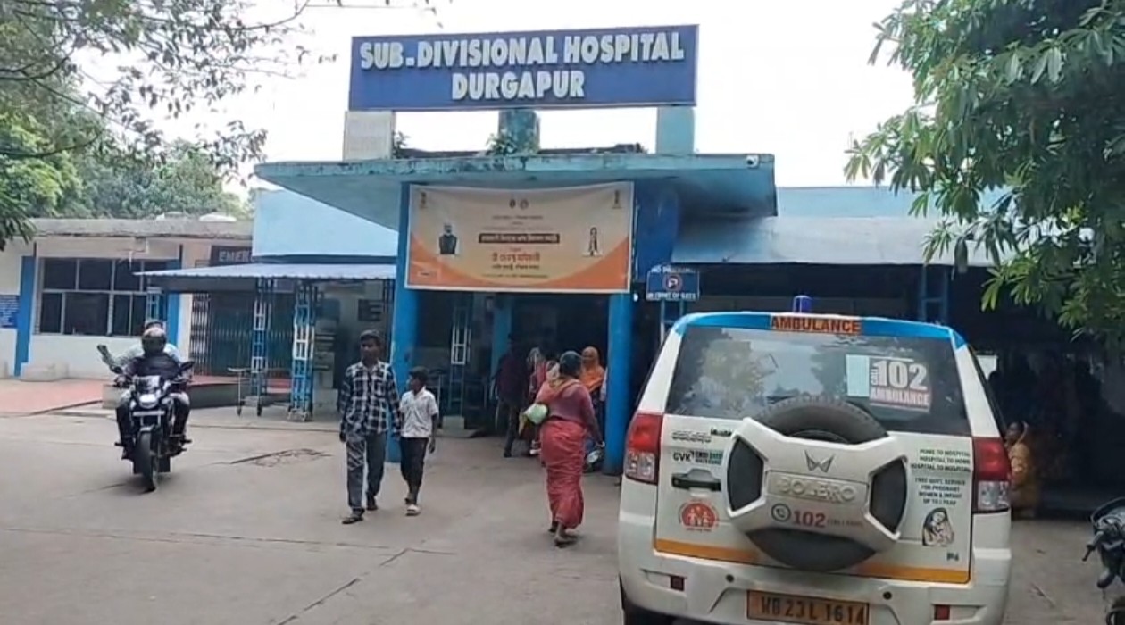 দুর্গাপুরে কলেজ ছাত্রকে মারধরের অভিযোগ, কাঠগড়ায় এবিভিপি সমর্থকরা; অভিযোগ অস্বীকার সংগঠনের